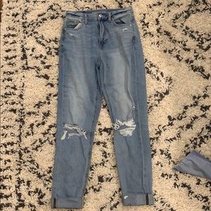 american eagle mom jeans